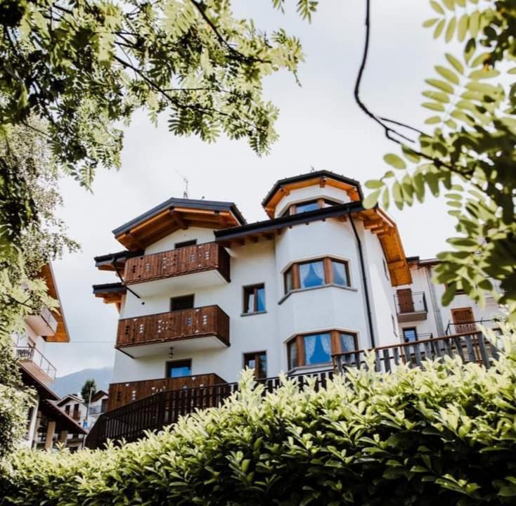 Atelier Della Montagna Bed & Breakfast Zambla Alta Bagian luar foto
