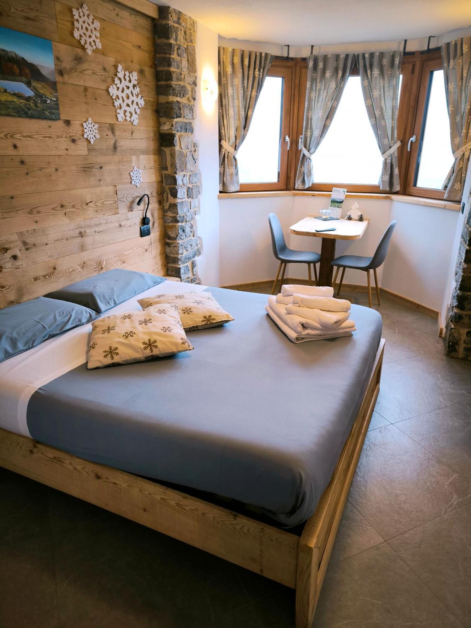 Atelier Della Montagna Bed & Breakfast Zambla Alta Bagian luar foto