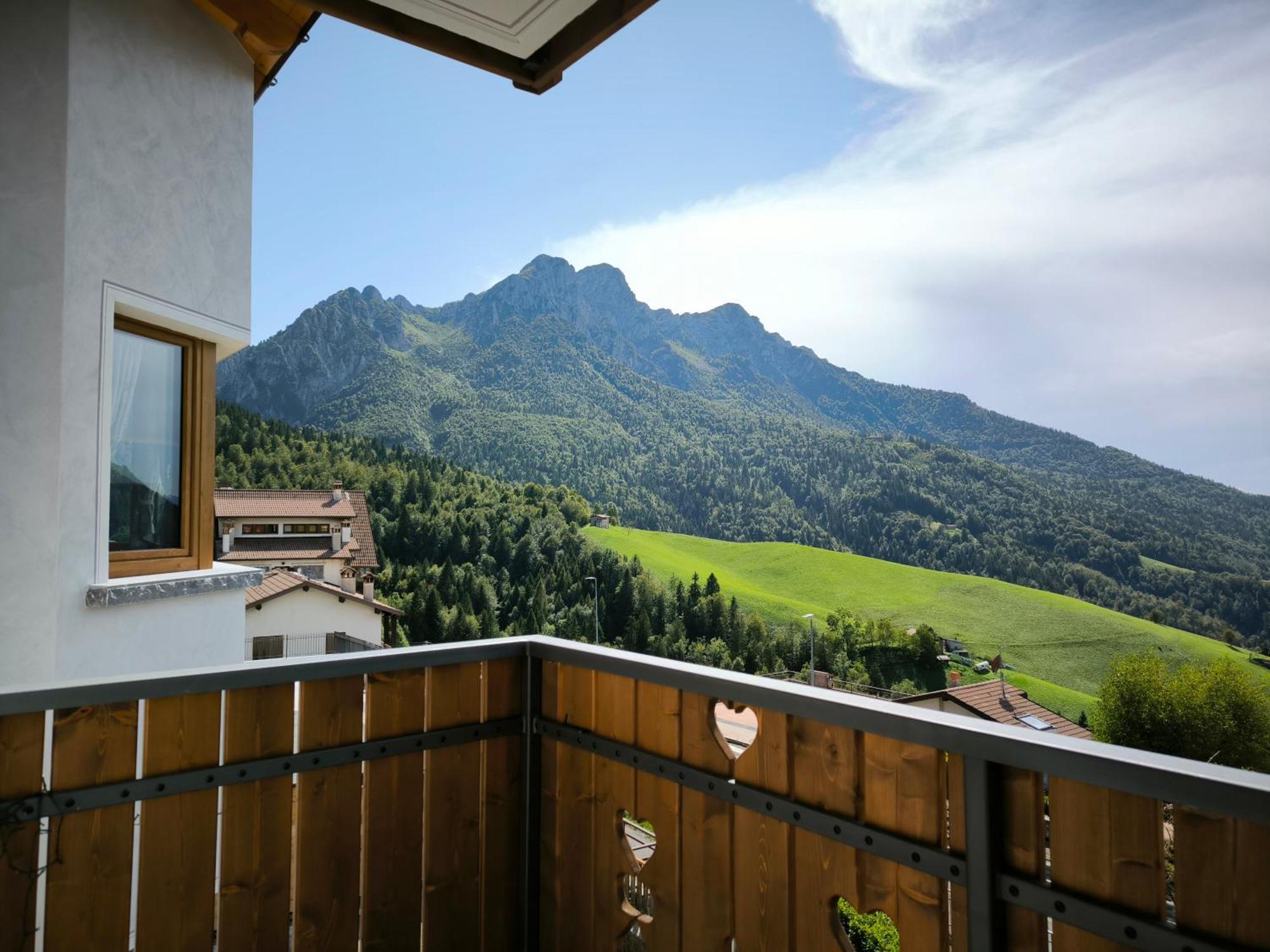 Atelier Della Montagna Bed & Breakfast Zambla Alta Bagian luar foto